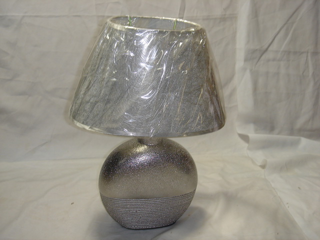 CERAMIC TABLE LAMP