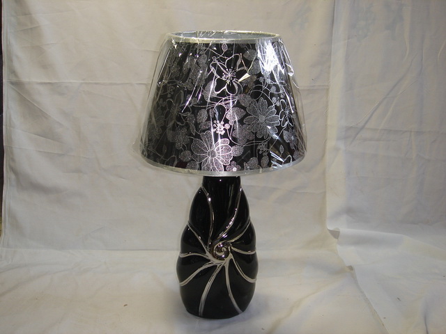 CERAMIC TABLE LAMP